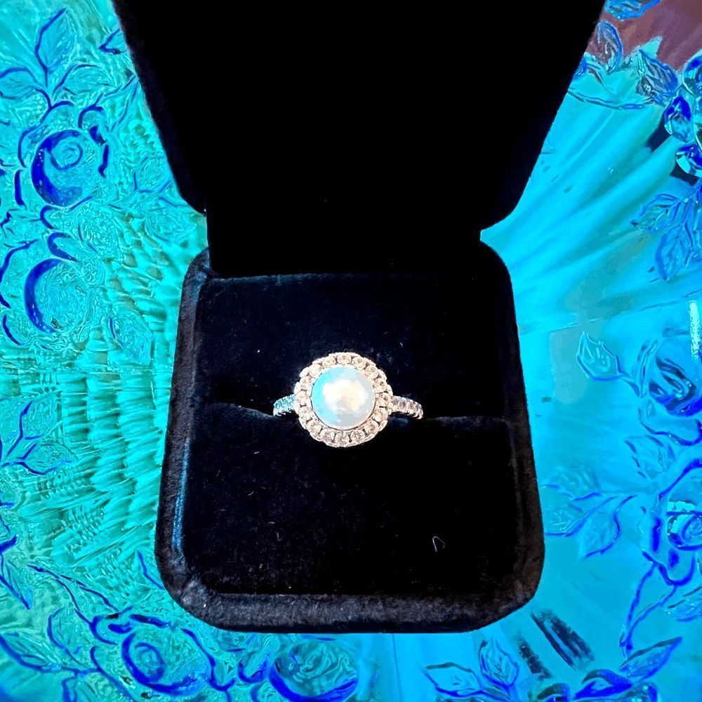 Elegant Pearl 7mm Natural Cultural Dinner Ring